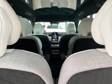 VOLVO EX90 Twin-Motor AWD Ultra 6-Sitzer Luftf B&W 22'