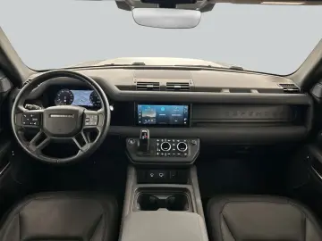 LAND ROVER Defender 110 D300 X-Dynamic SE