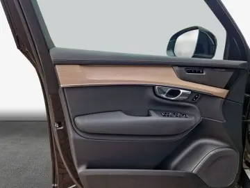 VOLVO XC90 B5 B AWD Plus Bright
