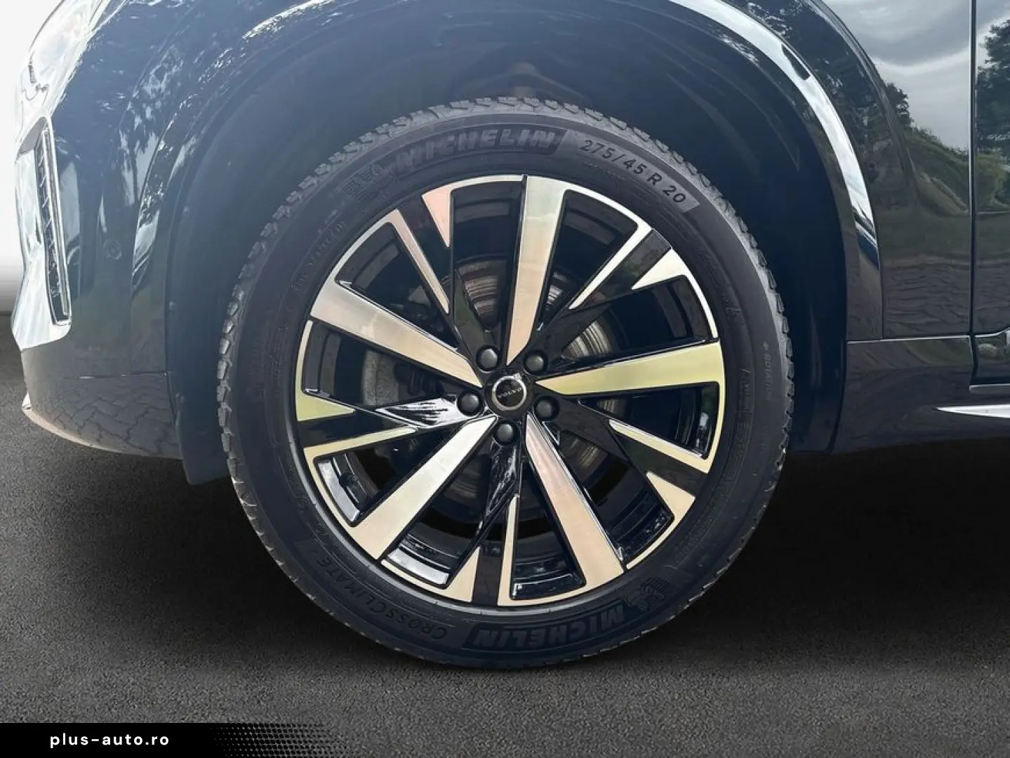 VOLVO XC90 B5 B AWD Plus Bright 184 kW  5-türig