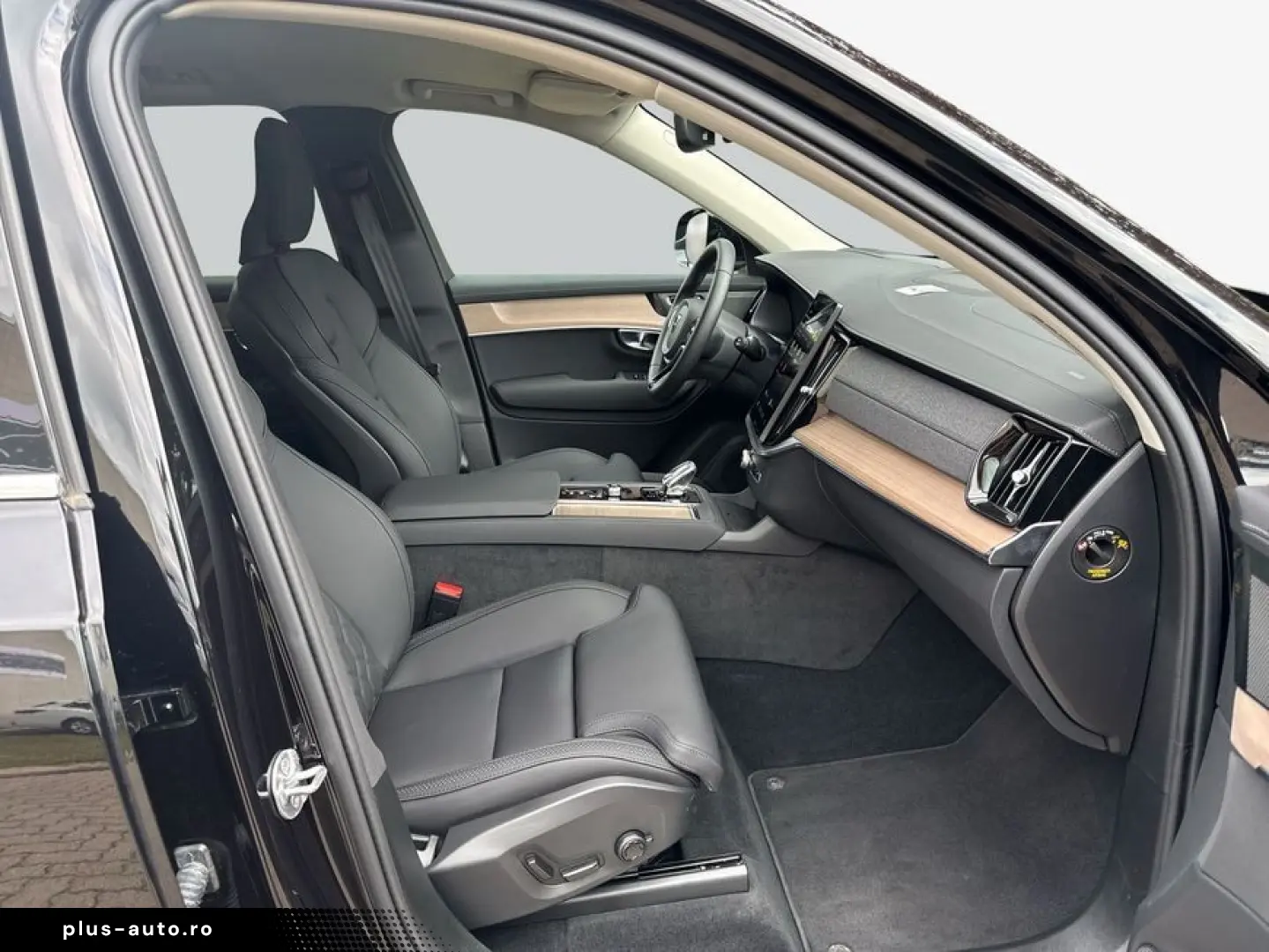 VOLVO XC90 B5 B AWD Plus Bright 184 kW  5-türig