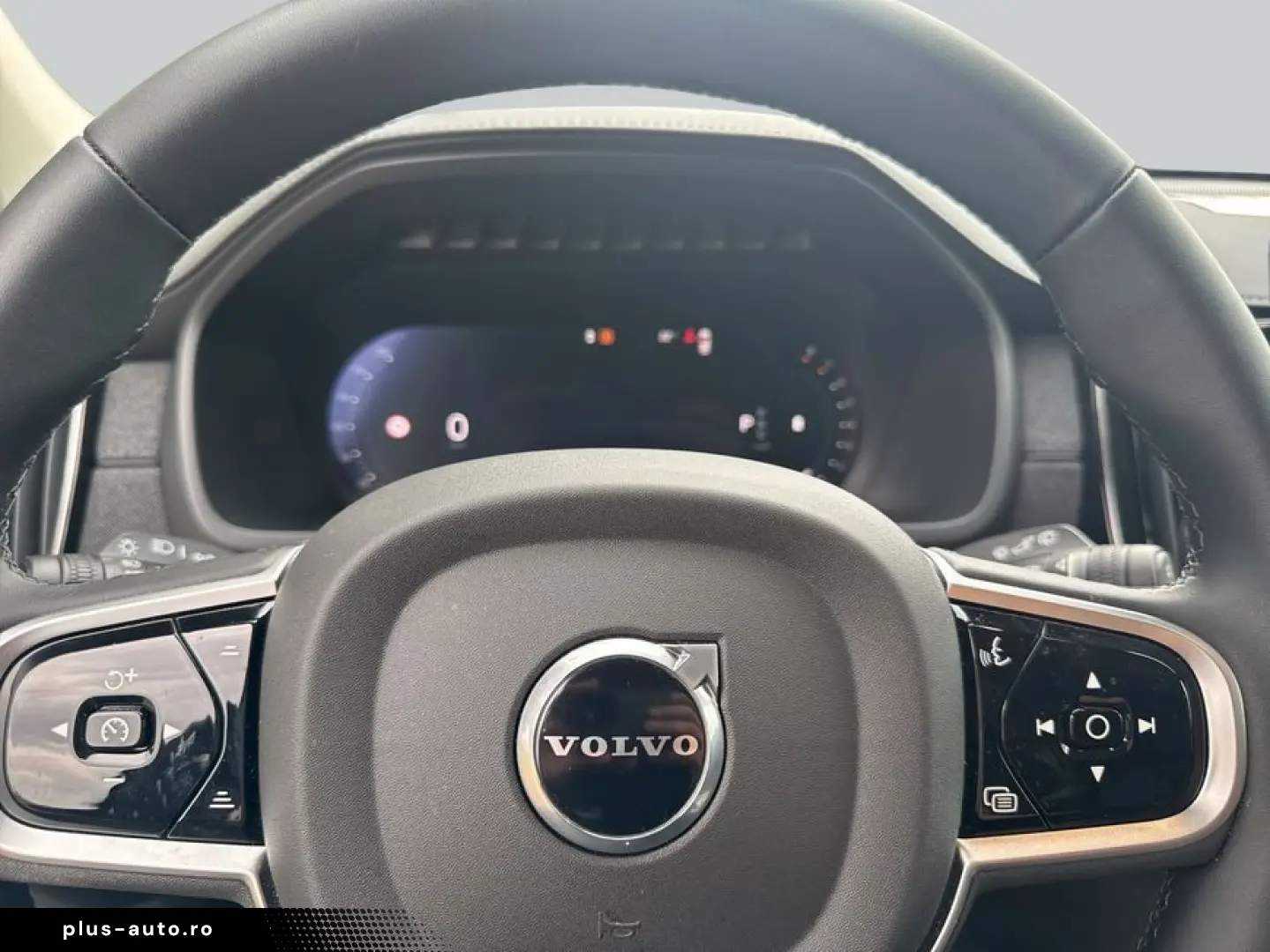 VOLVO XC90 B5 B AWD Plus Bright 184 kW  5-türig