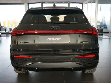 AUDI Q5 TDI quattro   2x S line   Pano   Tech plus