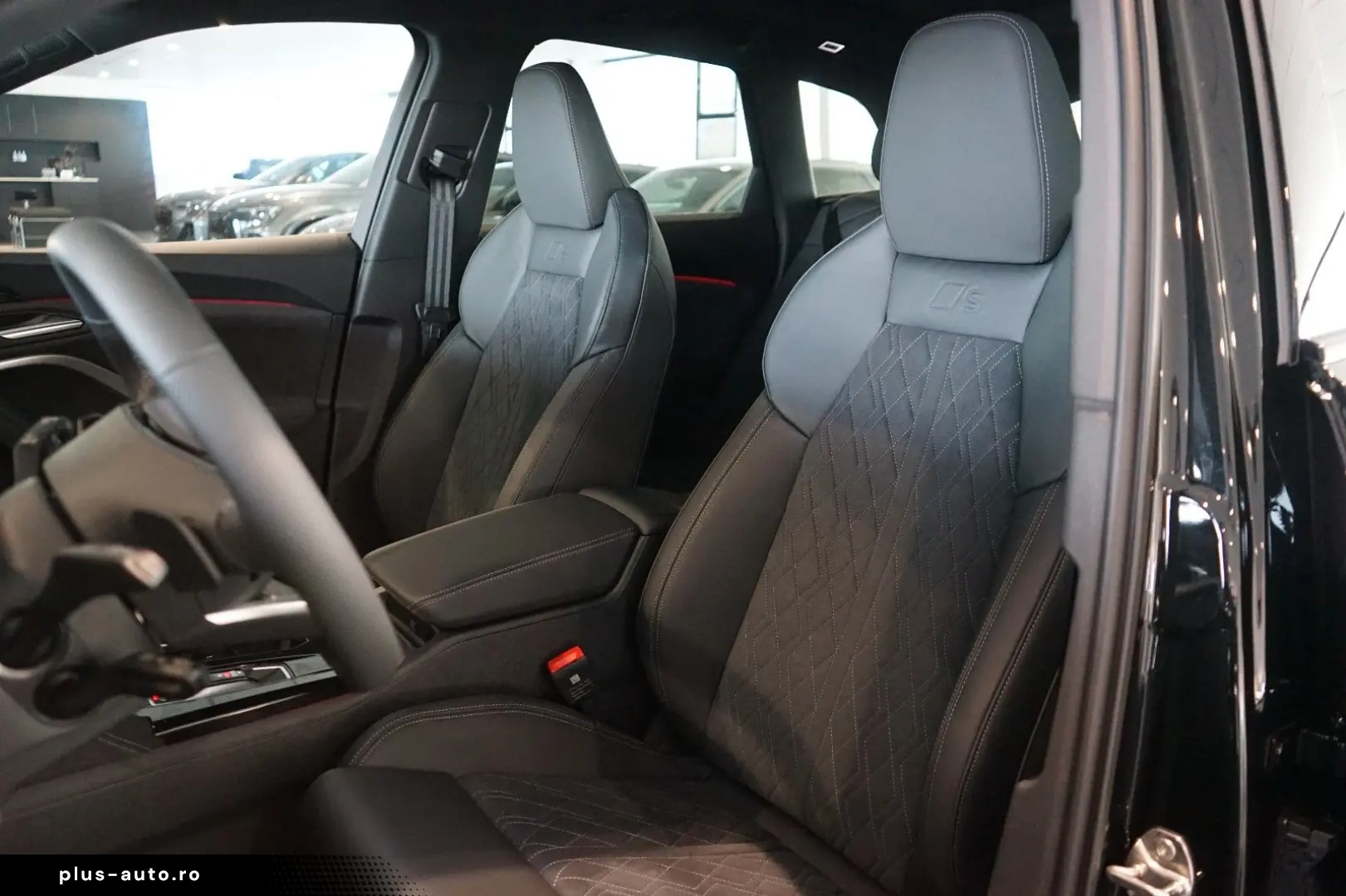 AUDI Q5 TDI quattro   2x S line   Pano   Tech plus