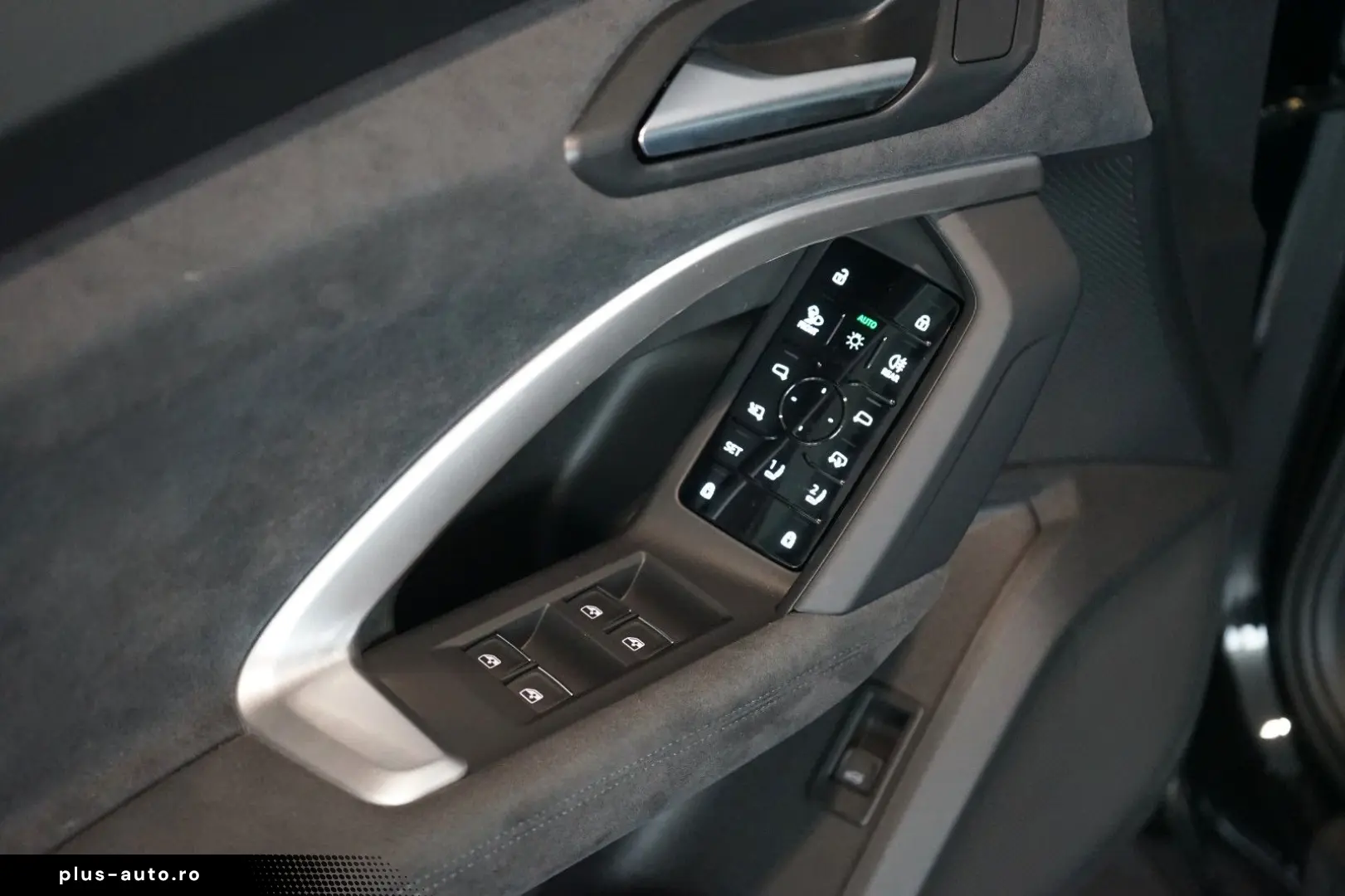 AUDI Q5 TDI quattro   2x S line   Pano   Tech plus