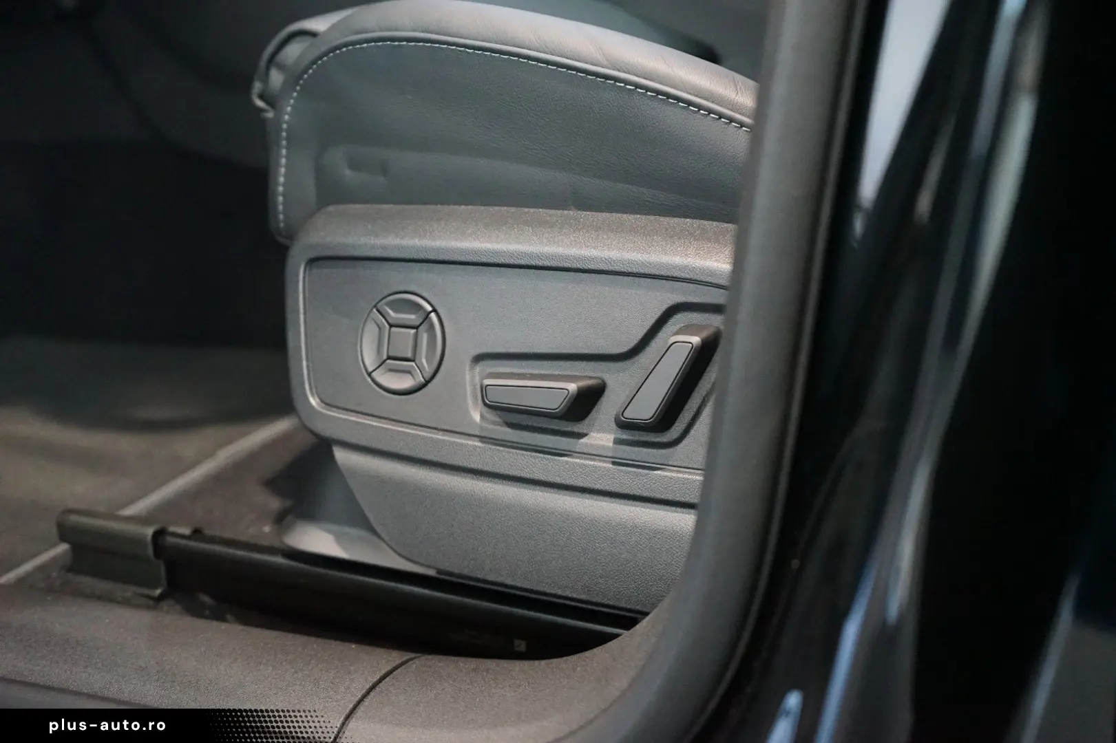 AUDI Q5 TDI quattro   2x S line   Pano   Tech plus