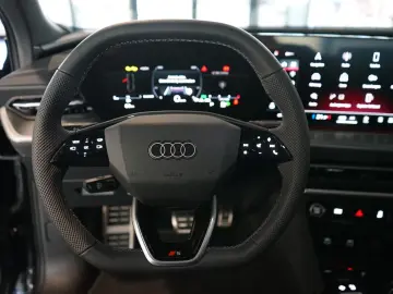 AUDI Q5 TDI quattro   2x S line   Pano   Tech plus