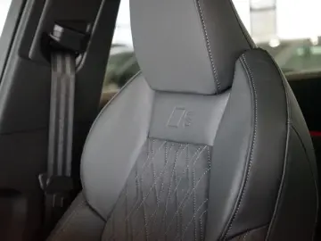 AUDI Q5 TDI quattro   2x S line   Pano   Tech plus