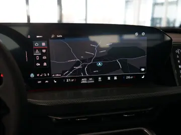 AUDI Q5 TDI quattro   2x S line   Pano   Tech plus