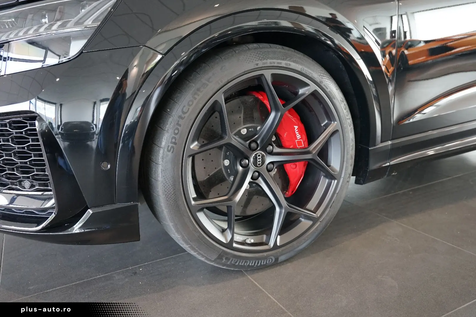 AUDI RSQ8   HuD   Keramik   Pano   305 km h   23