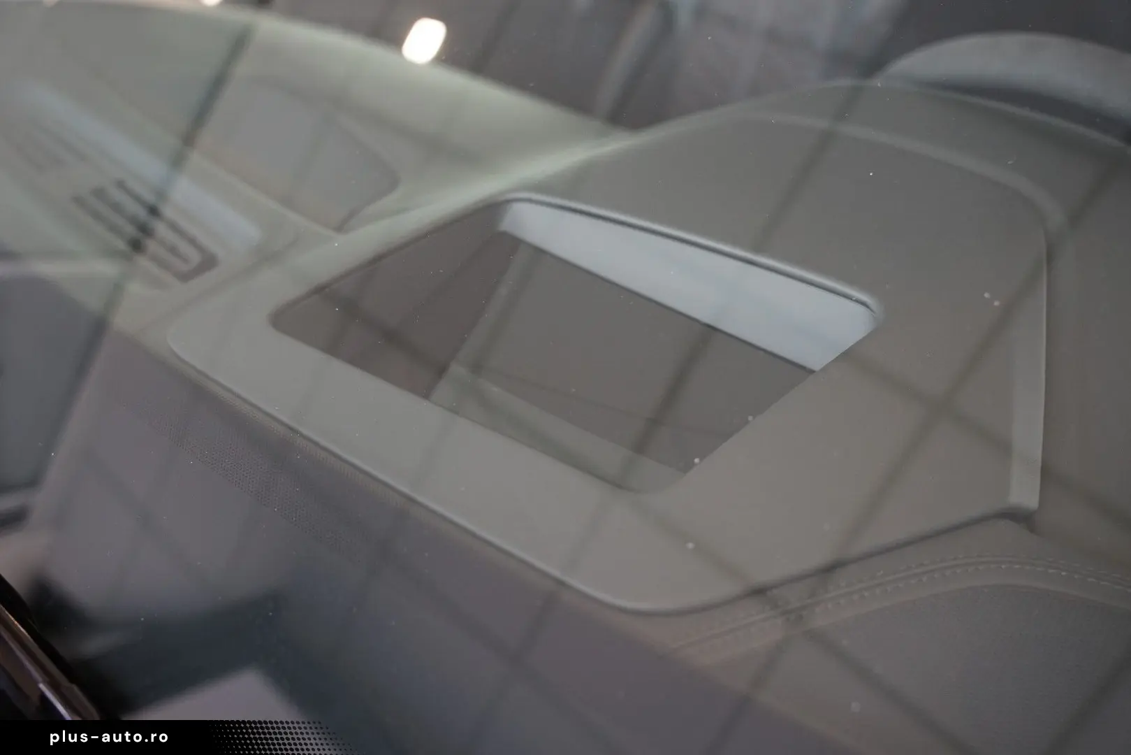 AUDI RSQ8   HuD   Keramik   Pano   305 km h   23
