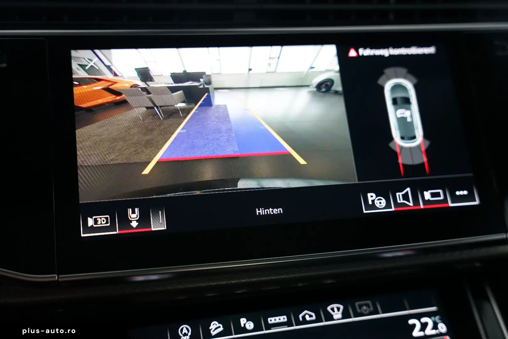 AUDI RSQ8   HuD   Keramik   Pano   305 km h   23