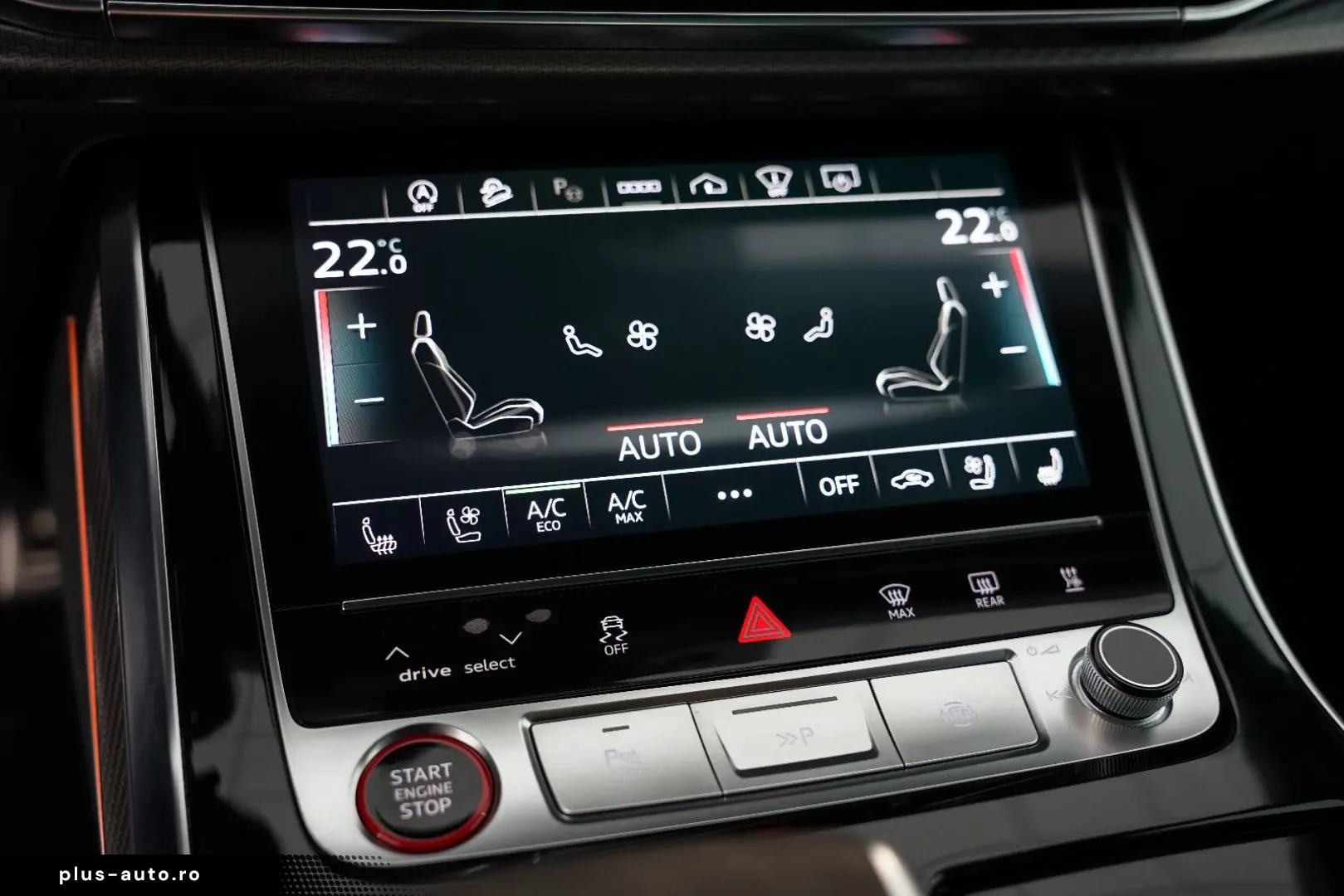 AUDI RSQ8   HuD   Keramik   Pano   305 km h   23