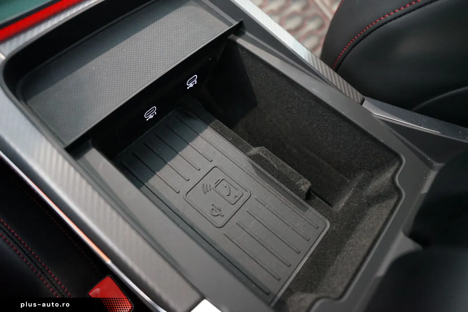 AUDI RSQ8   HuD   Keramik   Pano   305 km h   23