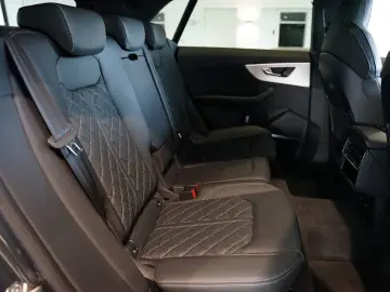 AUDI Q8 50 TDI S line   S-Sportsitze   Pano   B&O