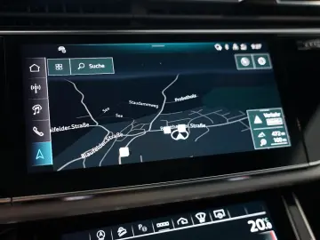 AUDI Q8 50 TDI S line   S-Sportsitze   Pano   B&O