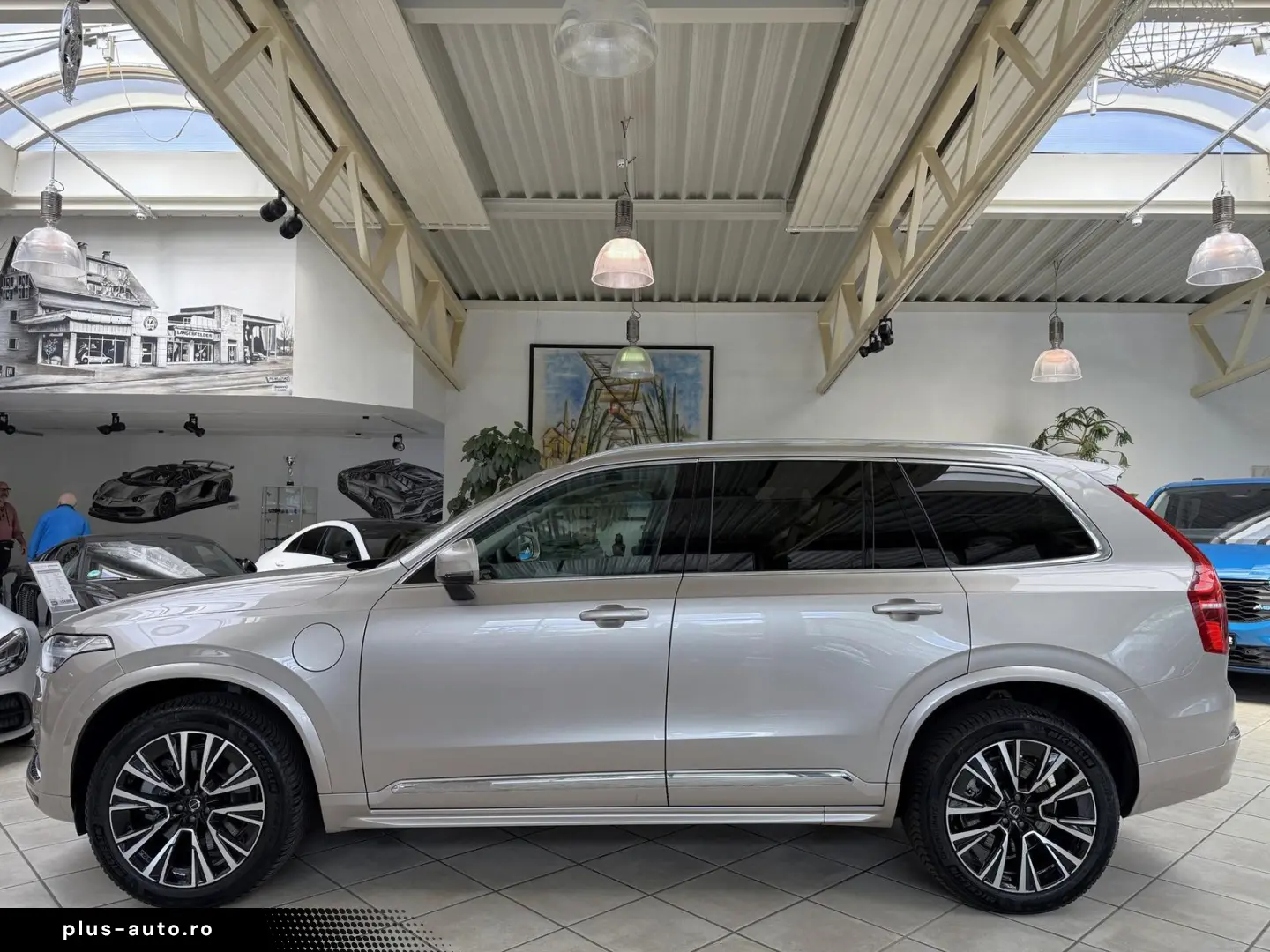VOLVO XC 90 T8 AWD Plus Bright 7Sitze Pano LEDER STDHZ