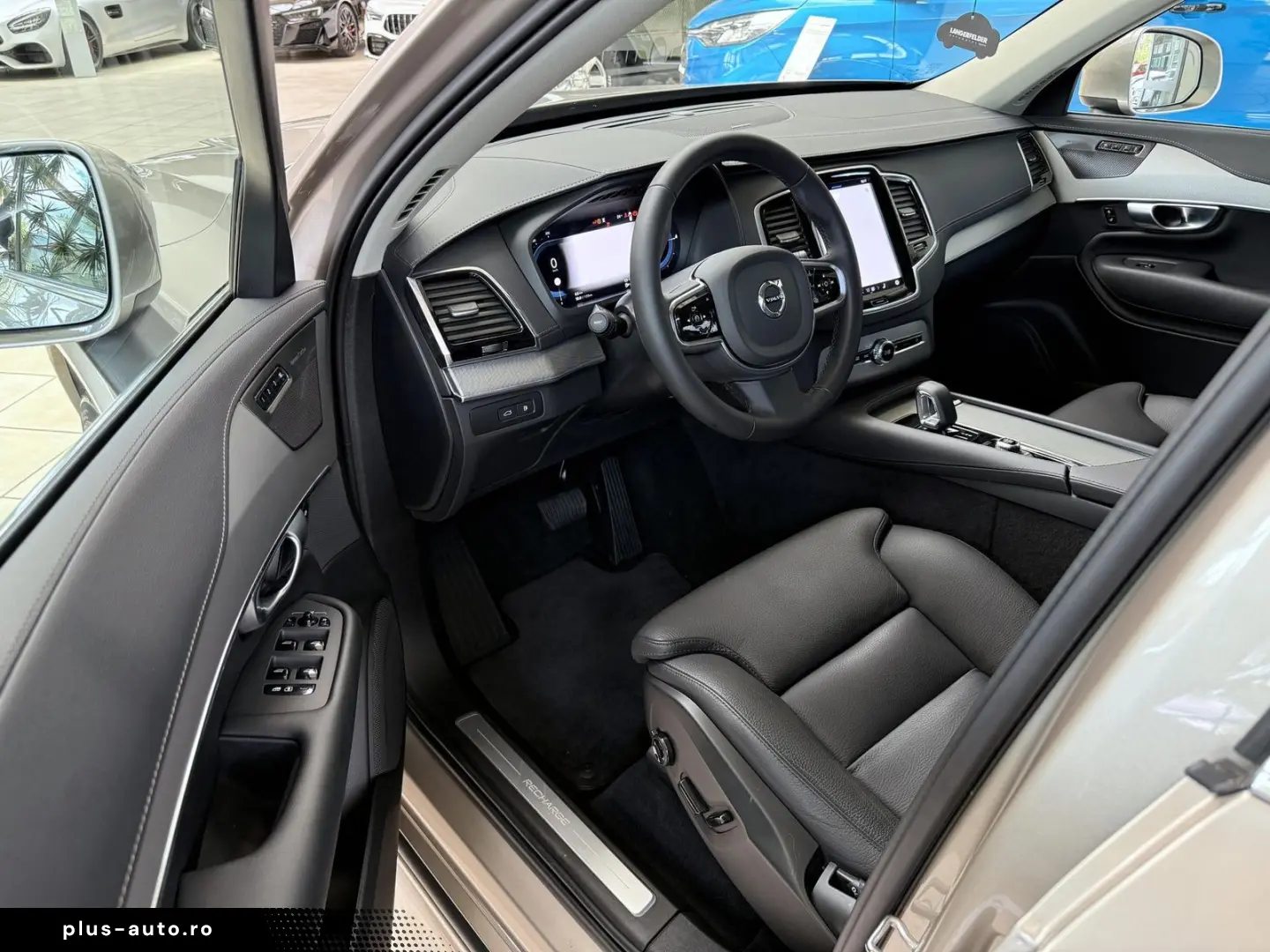VOLVO XC 90 T8 AWD Plus Bright 7Sitze Pano LEDER STDHZ