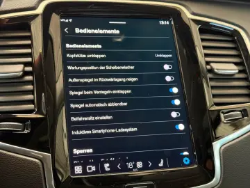 VOLVO XC 90 T8 AWD Plus Bright 7Sitze Pano LEDER STDHZ