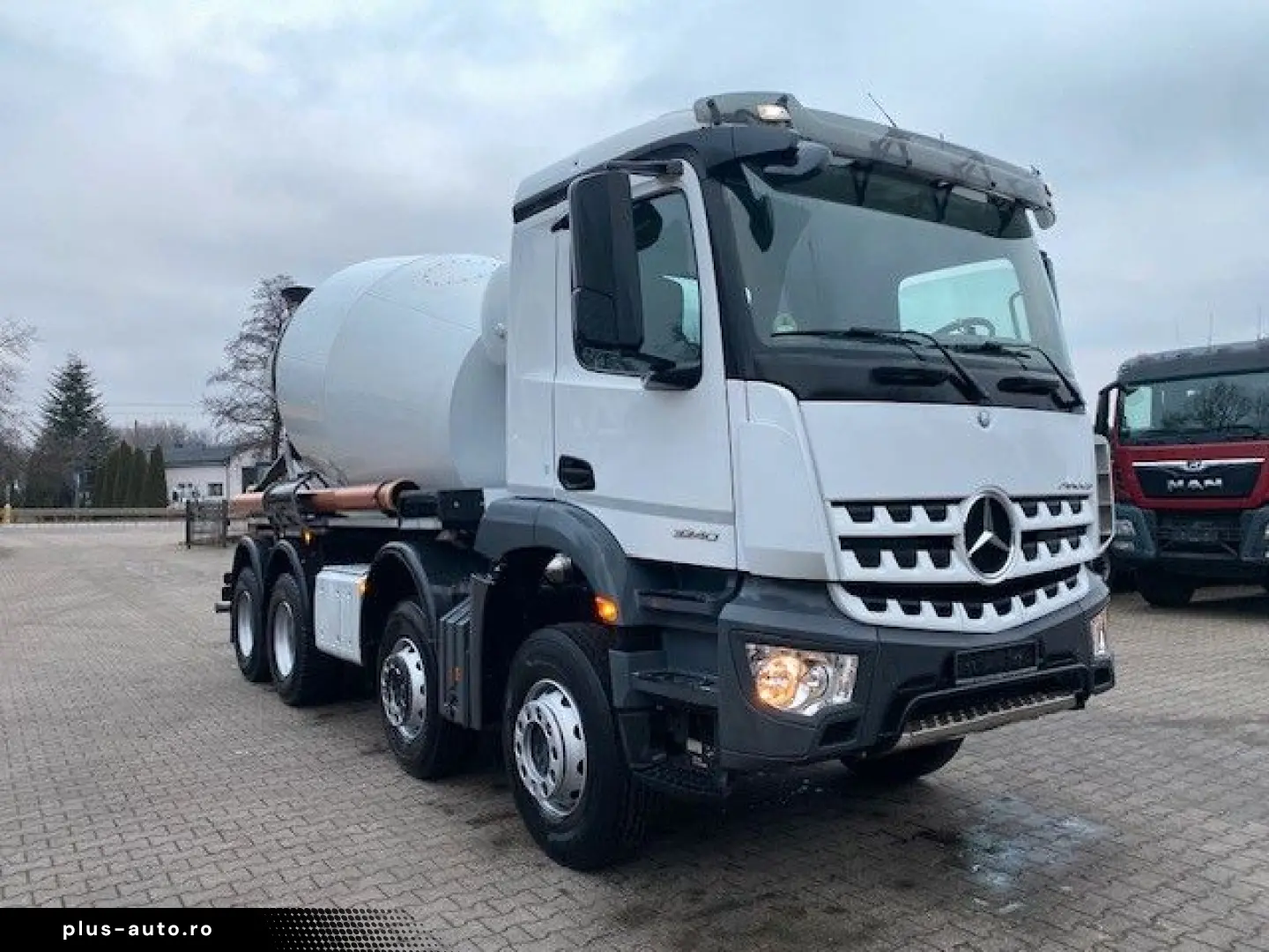 MERCEDES-BENZ AROCS 3240 8X4 BETONMIXER LIEBHERR   2018
