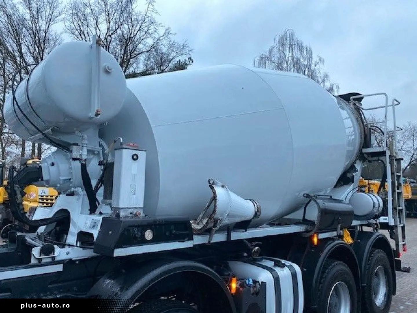 MERCEDES-BENZ AROCS 3240 8X4 BETONMIXER LIEBHERR   2018