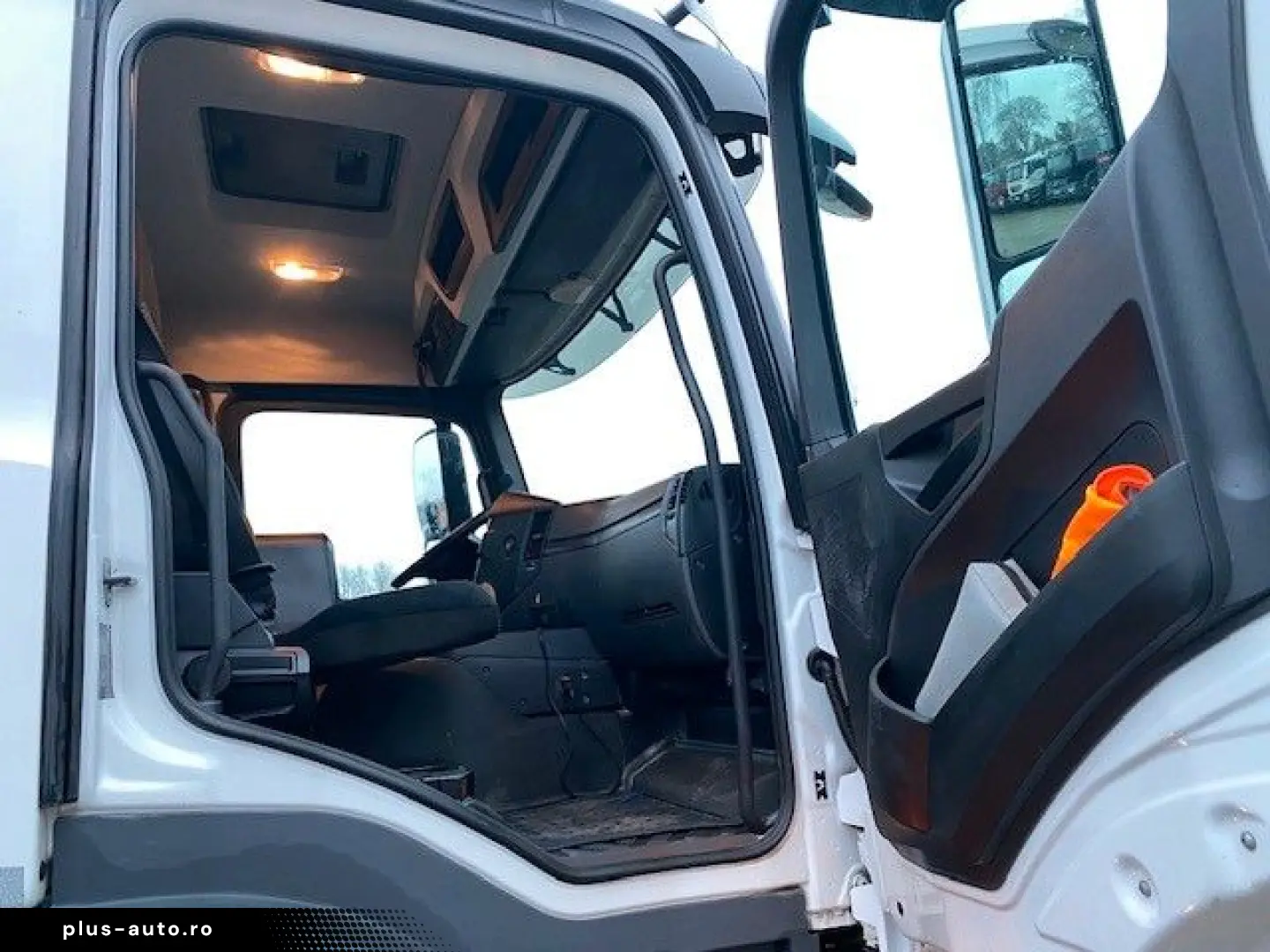 MERCEDES-BENZ AROCS 3240 8X4 BETONMIXER LIEBHERR   2018