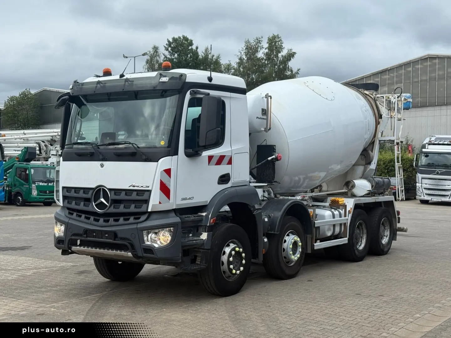 MERCEDES-BENZ AROCS 3340 8x4 Betonmischer Intermix P10C UL