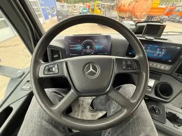 MERCEDES-BENZ AROCS 3340 8x4 Betonmischer Intermix P10C UL
