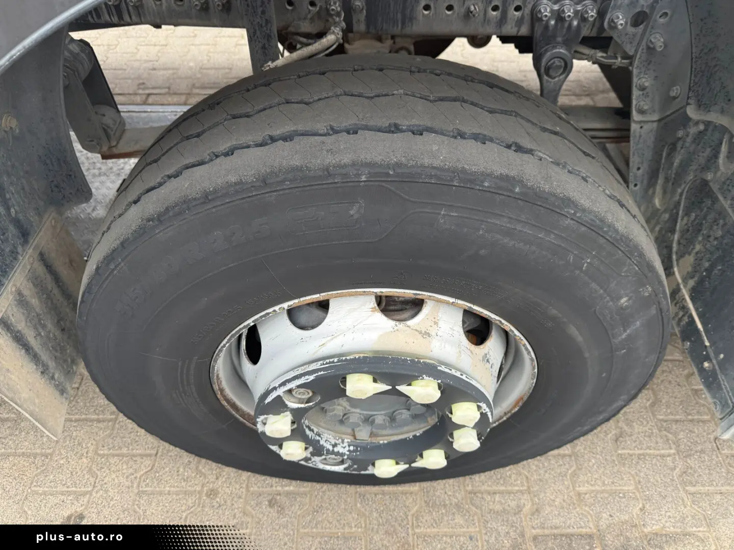 MERCEDES-BENZ AROCS 3340 8x4 Betonmischer Intermix P10C UL