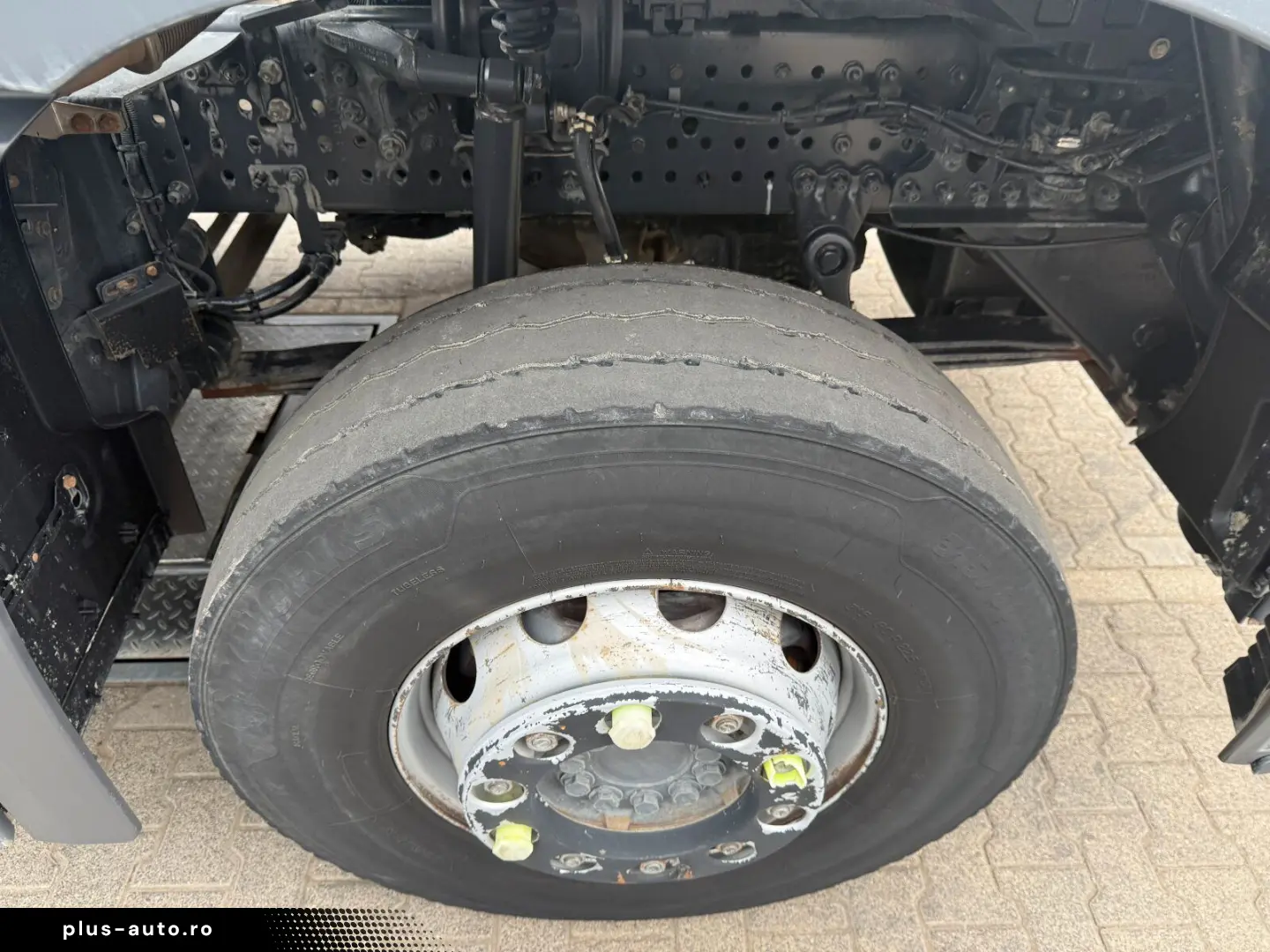 MERCEDES-BENZ AROCS 3340 8x4 Betonmischer Intermix P10C UL