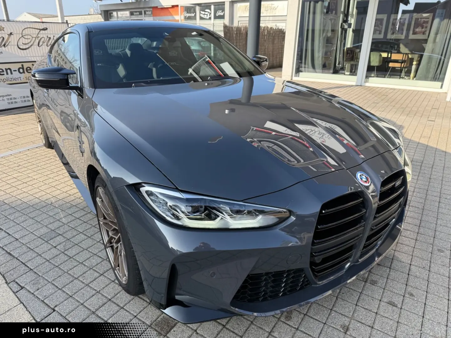 BMW M4 Coupe xDrive Competition  50 Jahre Edition