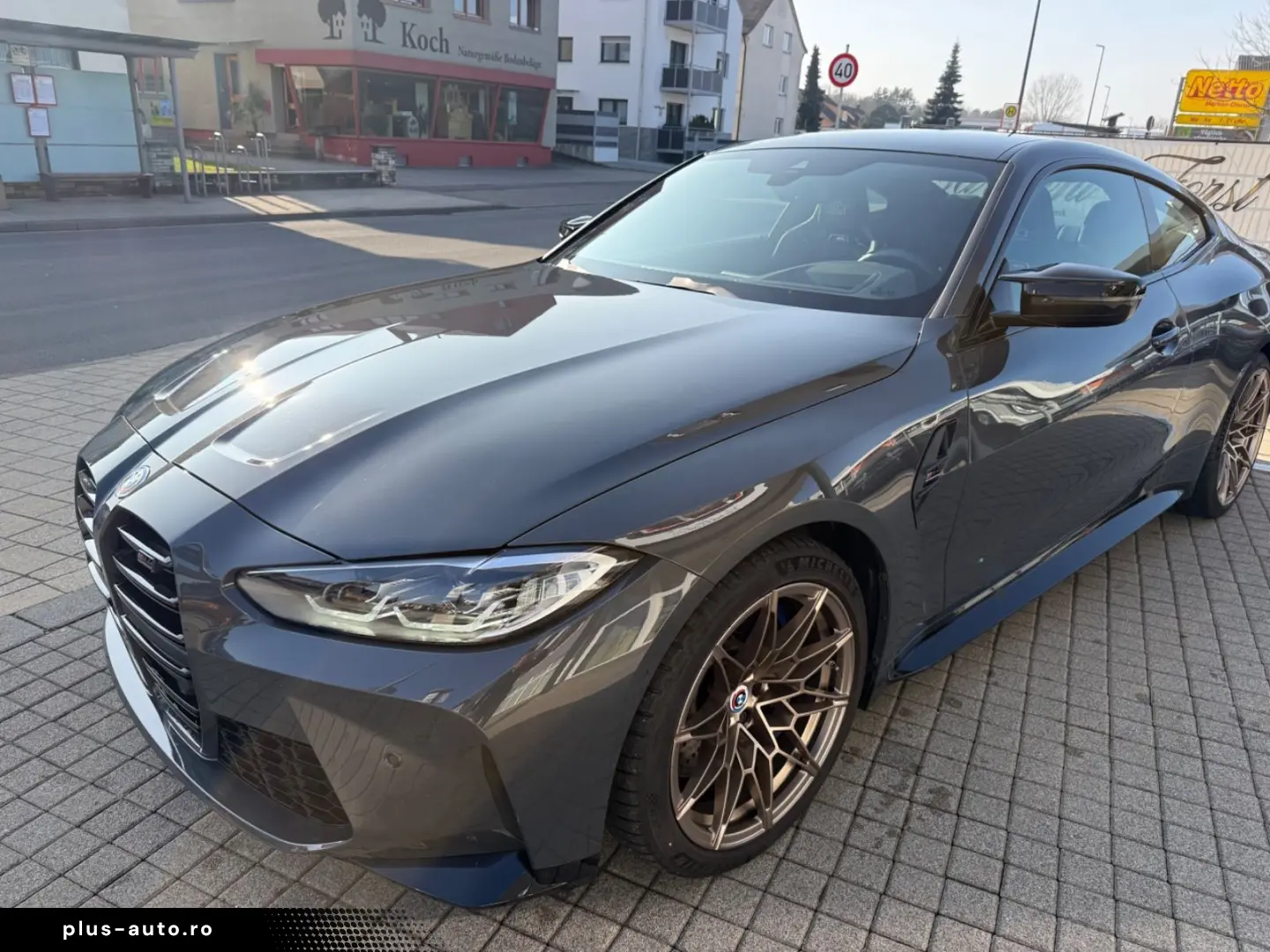 BMW M4 Coupe xDrive Competition  50 Jahre Edition