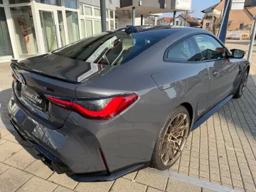BMW M4 Coupe xDrive Competition  50 Jahre Edition