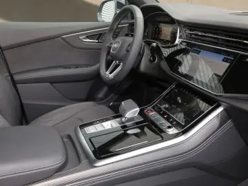 AUDI SQ8 4.0 TFSI Q S line 22  BLACK PANO NACHTS STHZ