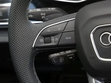 AUDI SQ8 4.0 TFSI Q S line 22  BLACK PANO NACHTS STHZ