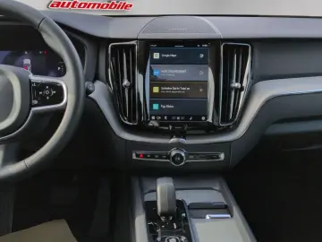VOLVO XC60 T8 AWD Plus Dark BusinessPak HUD HarmanKard