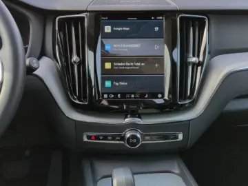 VOLVO XC60 T8 AWD Plus Dark BusinessPak HUD HarmanKard
