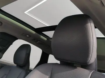 VOLVO XC60 T8 AWD Plus Dark BusinessPak HUD HarmanKard
