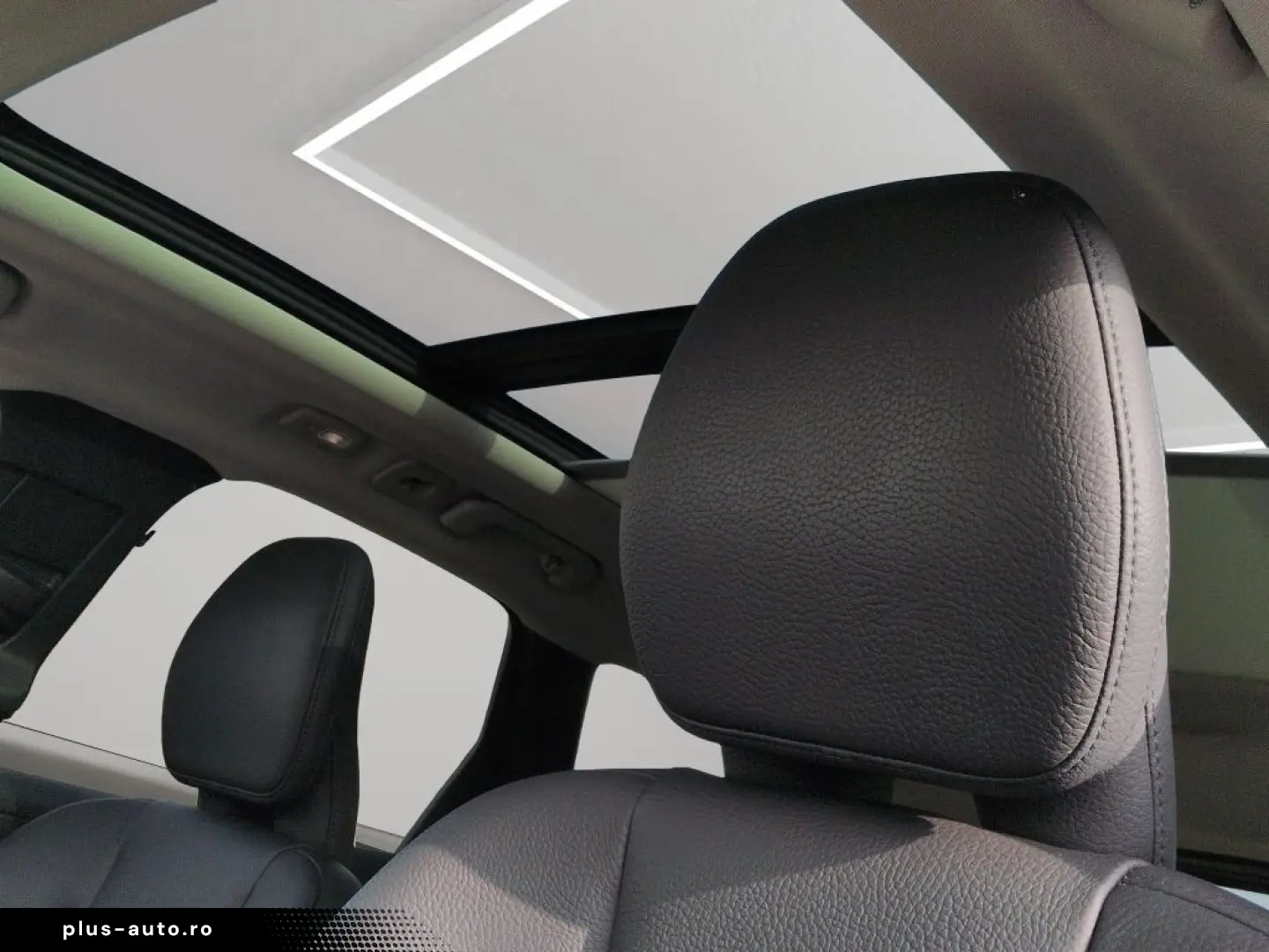 VOLVO XC60 T8 AWD Plus Dark BusinessPak HUD HarmanKard