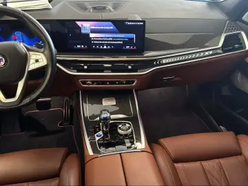 ALPINA XB7