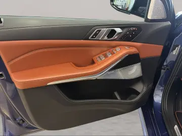 ALPINA XB7