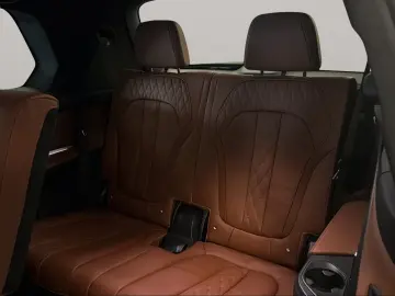 ALPINA XB7