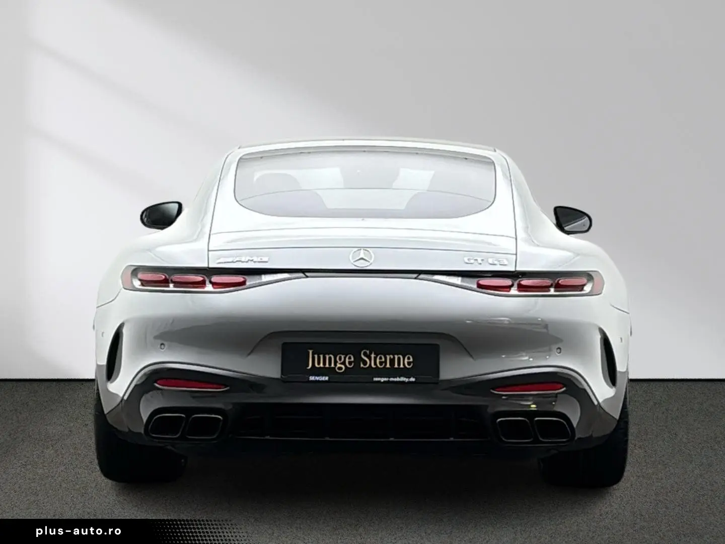 MERCEDES-BENZ GT 63 4M  Panorama Distronic Burmester Head-Up