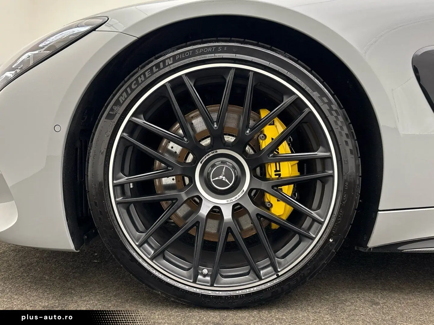 MERCEDES-BENZ GT 63 4M  Panorama Distronic Burmester Head-Up