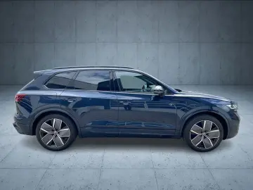 VW Touareg R 3.0 eHybrid 4M Tiptr. 360 AHK HuD Lede