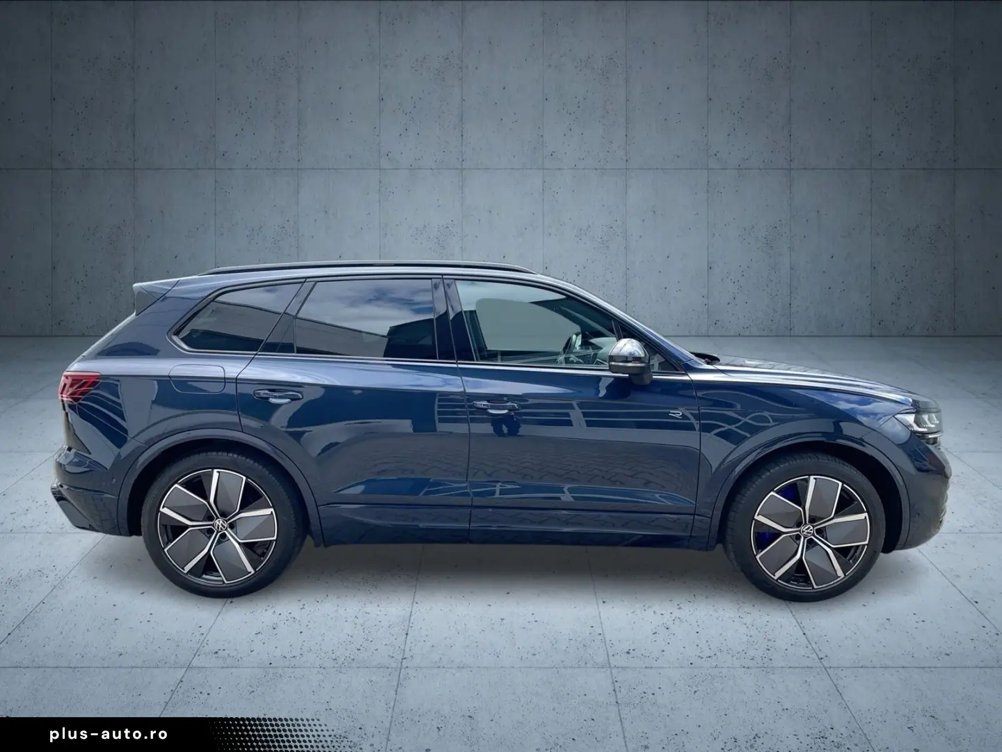 VW Touareg R 3.0 eHybrid 4M Tiptr. 360 AHK HuD Lede