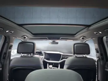 VW Touareg R 3.0 eHybrid 4M Tiptr. 360 AHK HuD Lede