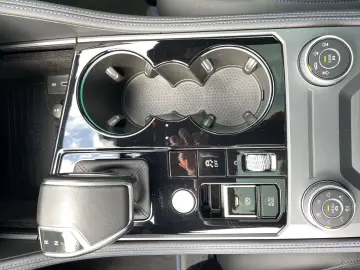 VW Touareg R 3.0 eHybrid 4M Tiptr. 360 AHK HuD Lede