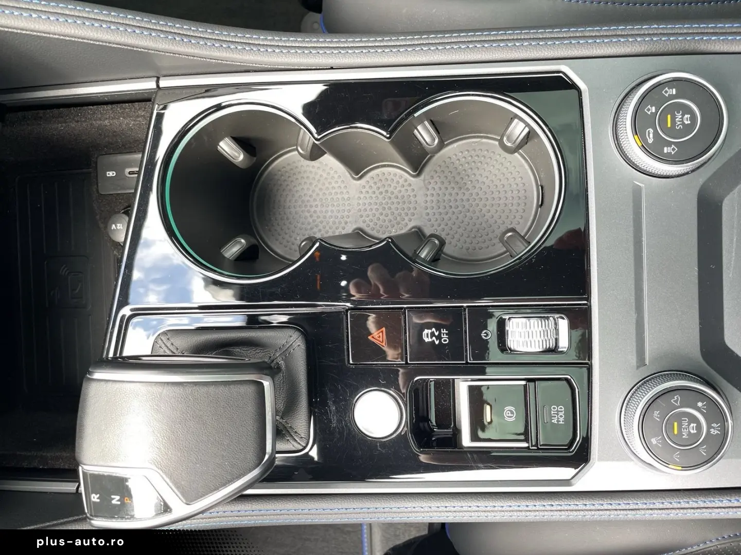 VW Touareg R 3.0 eHybrid 4M Tiptr. 360 AHK HuD Lede