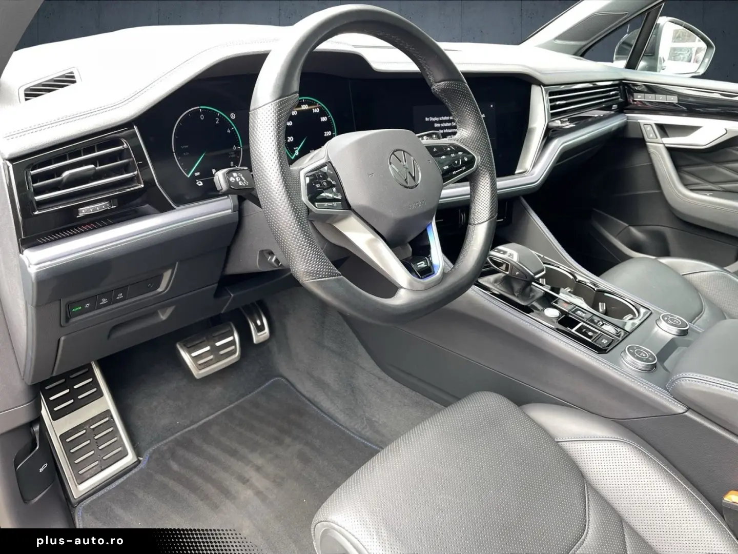 VW Touareg R 3.0 eHybrid 4M Tiptr. 360 AHK HuD Lede
